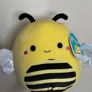 sunny the bee 8” squishmallow